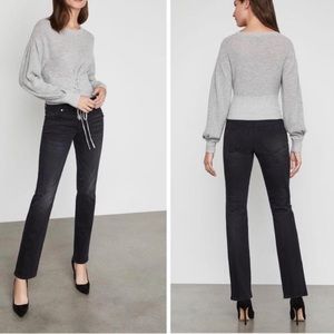 🔥HP🔥Bcbgmaxazria distressed boyfriend jean.🔥